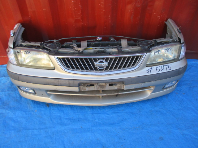Used Nissan Sunny GRILL BADGE FRONT